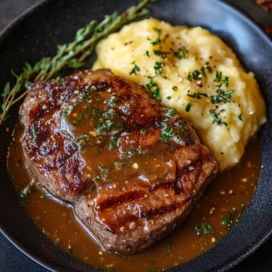 Steak and Mashes Potatoes
